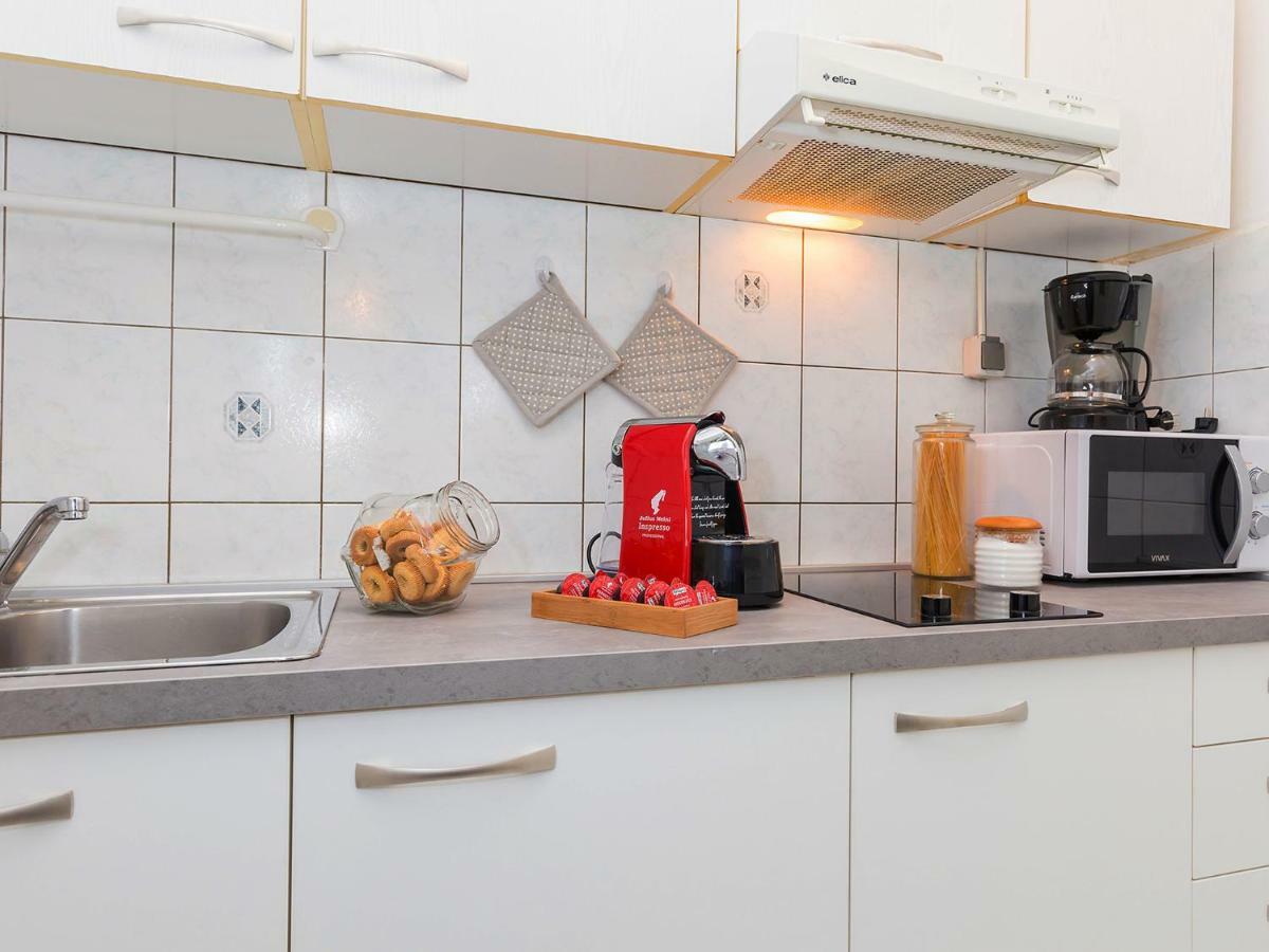 New City Center Design Apartment بوريتش المظهر الخارجي الصورة