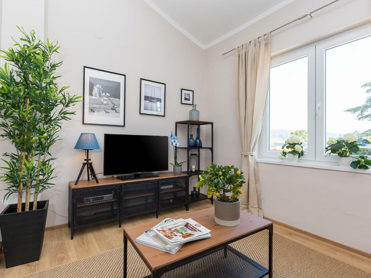 New City Center Design Apartment بوريتش المظهر الخارجي الصورة